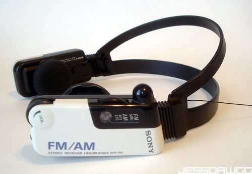 NOT WORKING FOR PARTS Sony FM/AM radio headphones SRF-R5 vintage receiver head - Picture 9 of 21