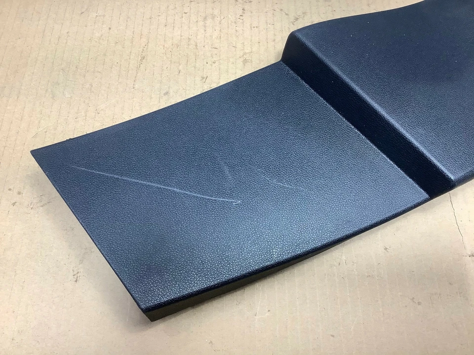 2007 BMW 535XI E60 CENTER RIGHT PASSENGER SIDE LOWER B PILLAR TRIM PANEL OEM+ - Image 3 of 4