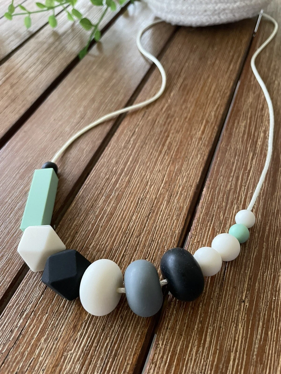 Baby store feeding necklace