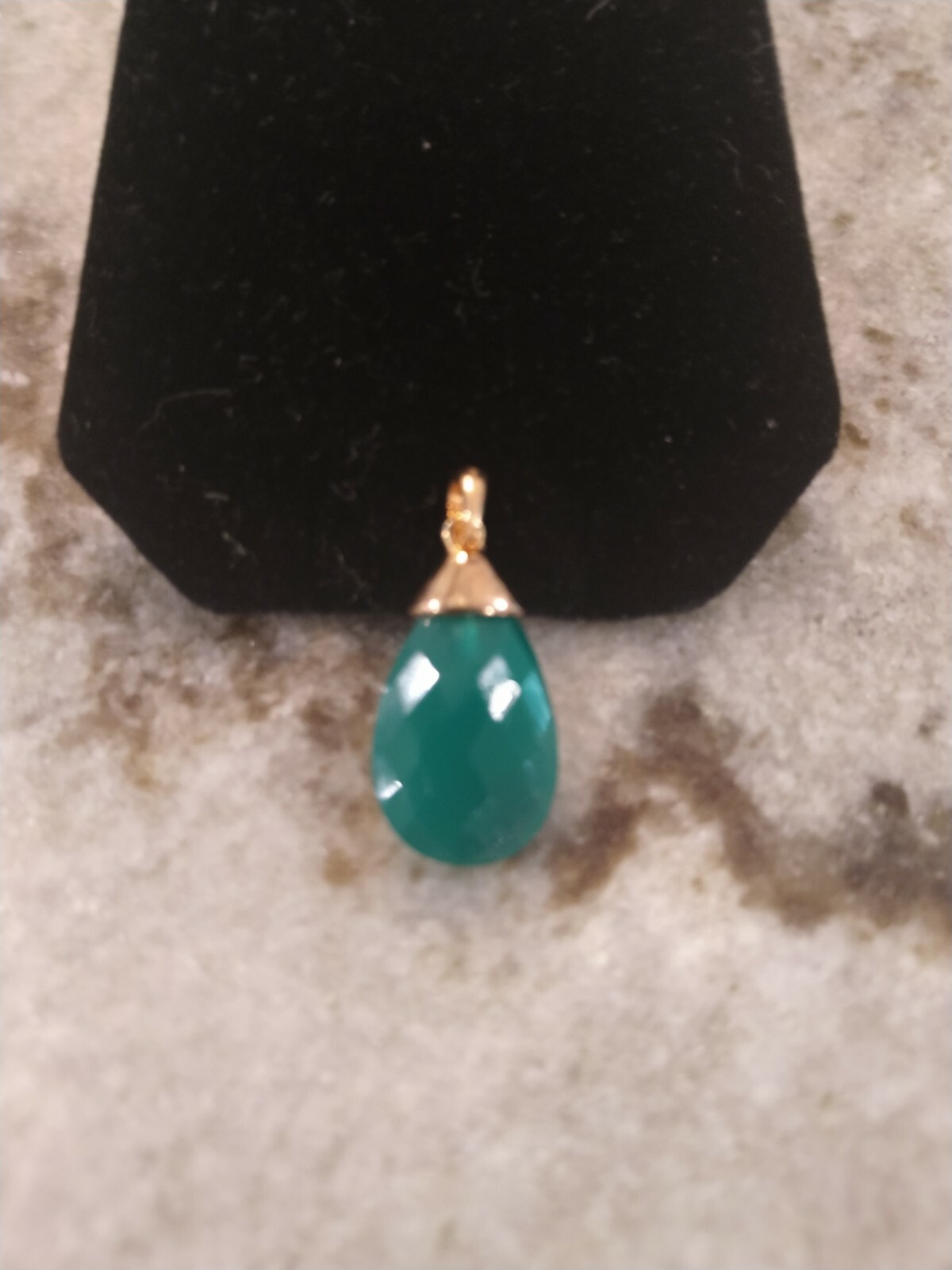 Elegant Verde Onyx Drop Pendant with Vermeil YG Over Sterling Silver 13.15 ctw