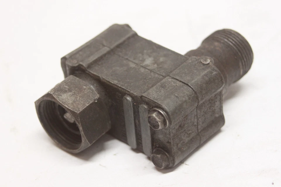 Adaptador de transmisión de engranajes de velocímetro STEWART WARNER de colección 666F E4 relación .8000 Foto 3 de 4