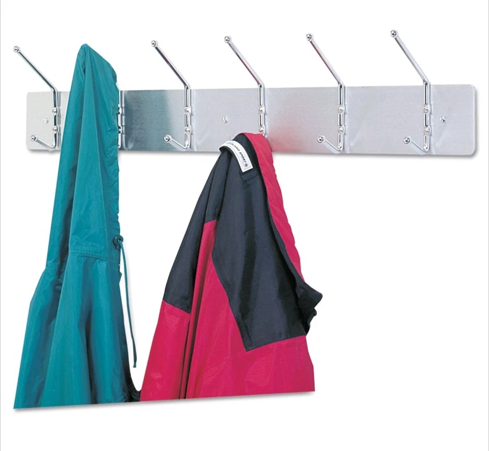 Gancho para abrigo de montaje en pared Safco, 6 ganchos. Foto 2 de 4