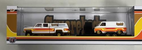 M2 Squarebody Syndicate 1974 Chevy Silverado C30 1973 Van G10 S45 / 750 Chase