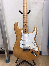 Guitare électrique FENDER JAPAN ST72 Stratocaster Type-01