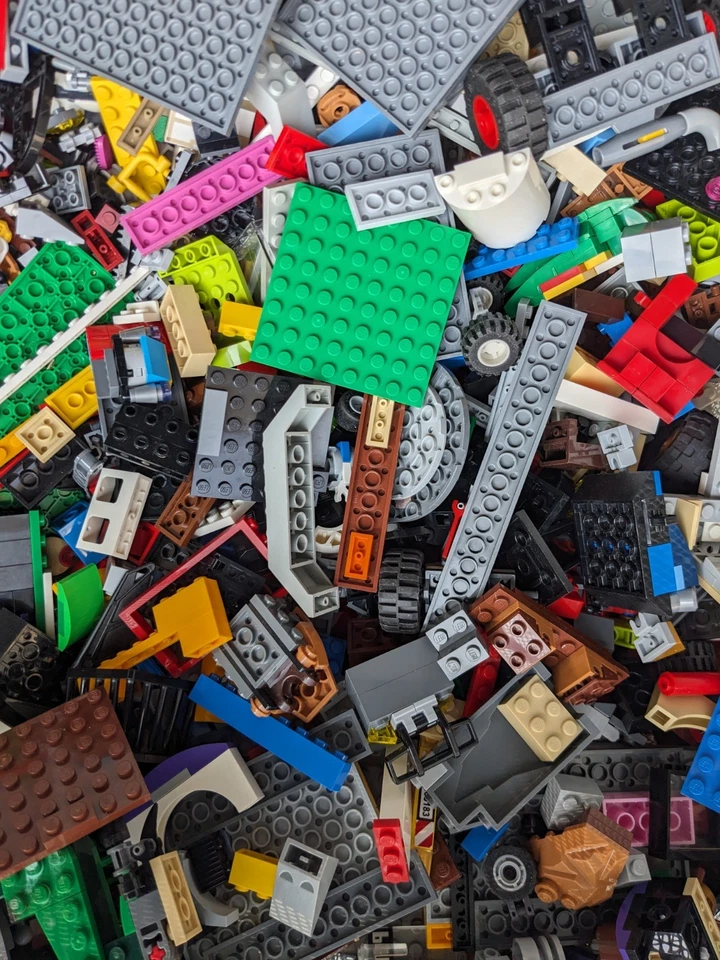 5 lbs LEGO Bulk Lot – Genuine Cleaned & Sanitized Bricks Plates Mixed Parts - Image 2 of 4