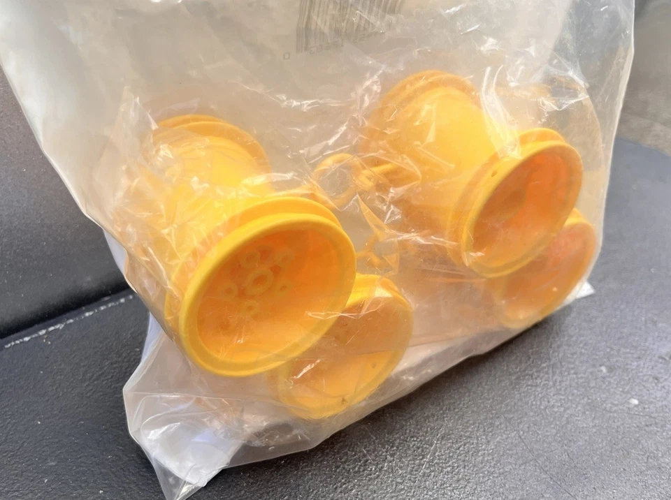 Tamiya Lunchbox RC 1:12 Original Rims Set #9335036 FACTORY SEALED - YELLOW - Image 4 of 4