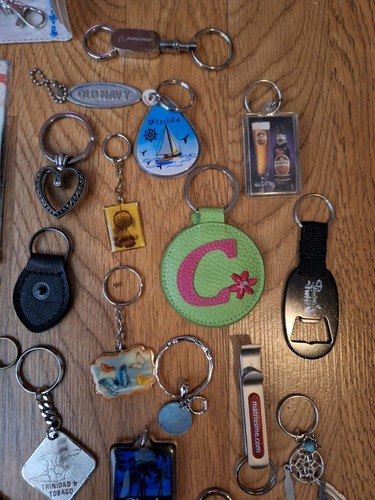 Huge Lot Mixed Vintage To Modern Keychains - Picture 7 of 10