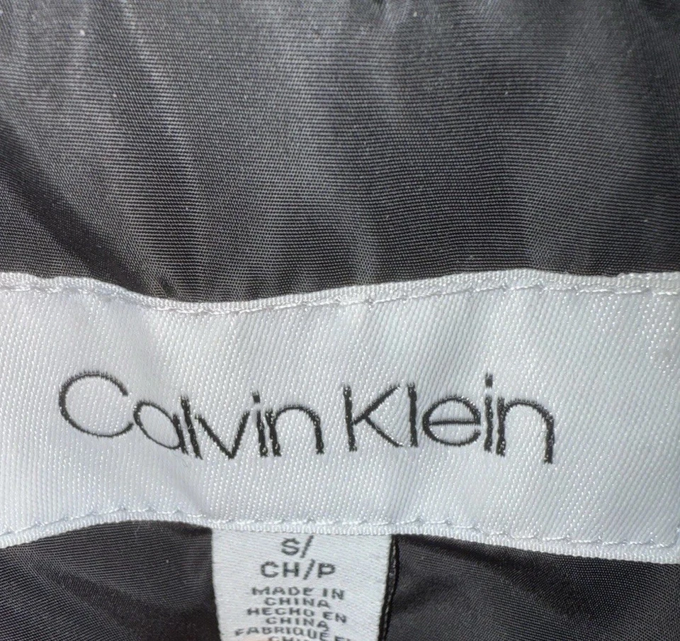 Calvin Klein Full Zip Quilted Vest with Metal Zipper Details, Womens S, Black - Image 2 of 4