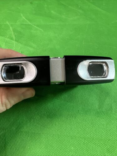 Sharper Image Compact & Pocket Size Binoculars 8x18 - Picture 4 of 9
