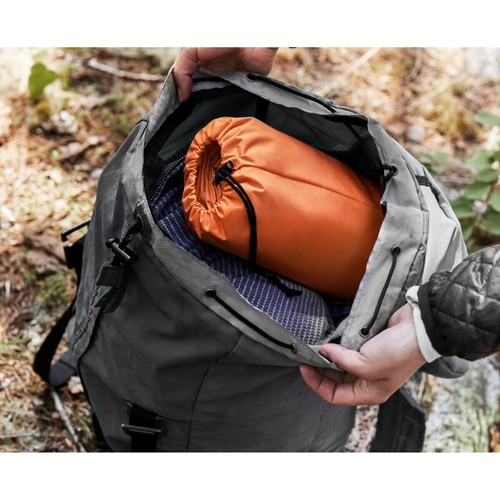 Cascade Mountain Tech Inflatable Sleeping Pad with Inflatable Pillow Outdoor New - Picture 3 of 5