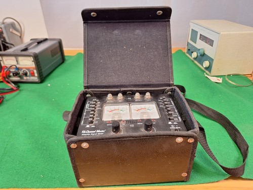Channel Master Model 1008IFD Dual Satellite Signal Meter - Picture 2 of 5