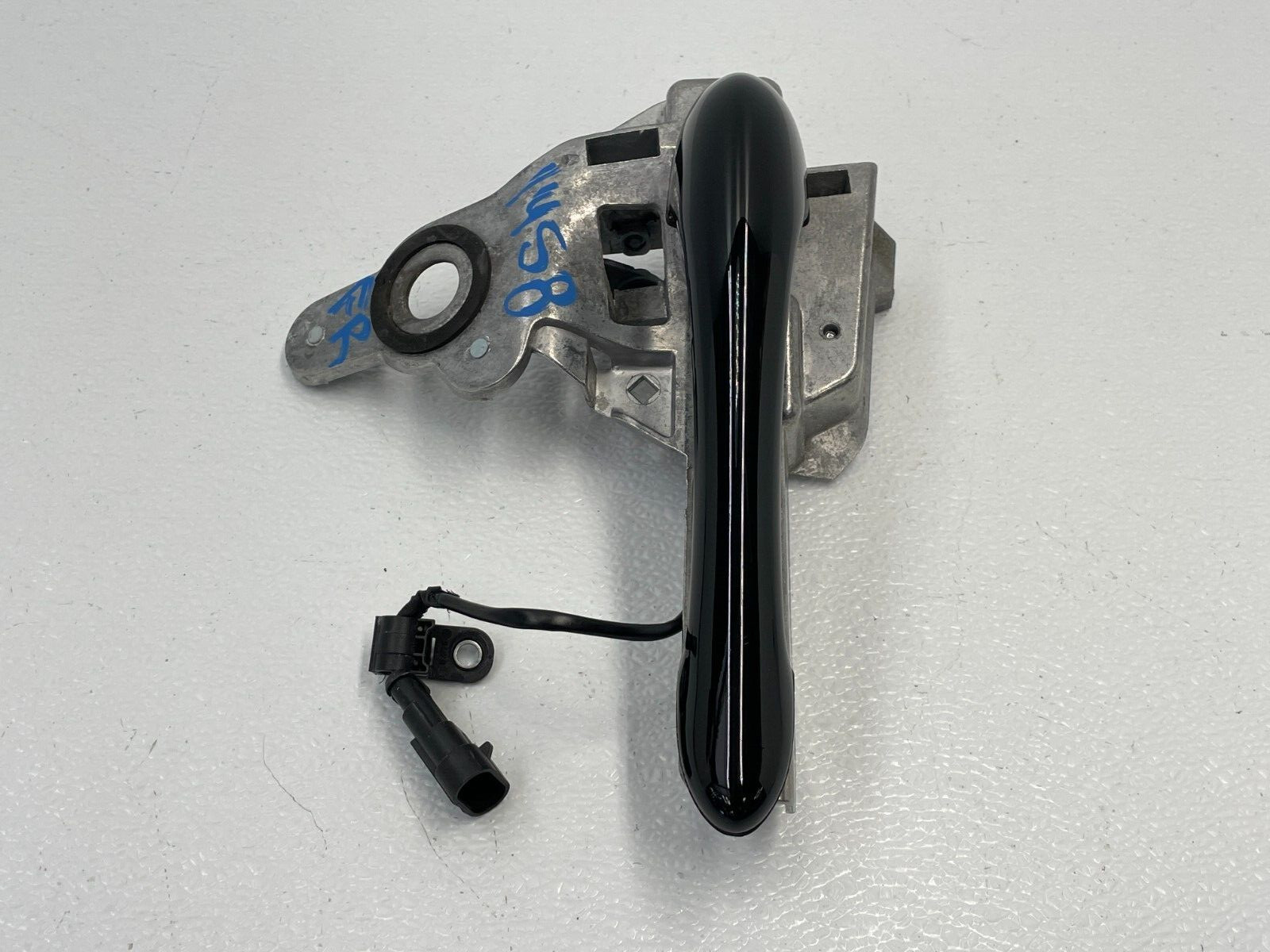 13 14 Maserati Granturismo M145 Front Right Exterior Door Handle Black 1458 OEM