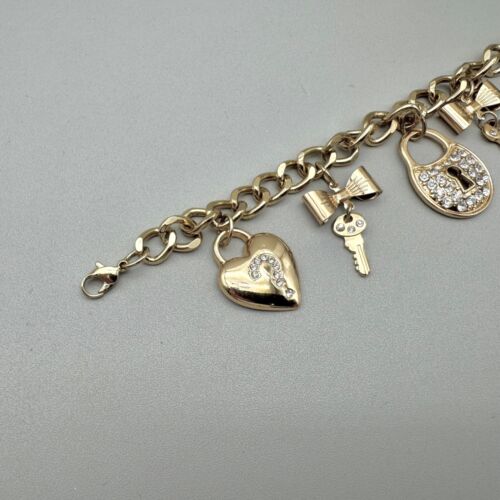 Guess Bracelet Womens Gold Tone Logo Heart Rhinestone Lock Key Charms 7 Inch - Picture 11 of 14
