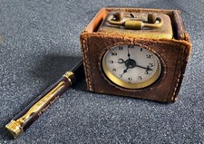 ANTIK/VINTAGE Messing Taschen REISEWECKER Original Lederetui FUNKTIONIERT