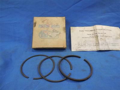 Triumph Piston Rings +.020 T110 TR6 One Set Tri-Cor  NP658