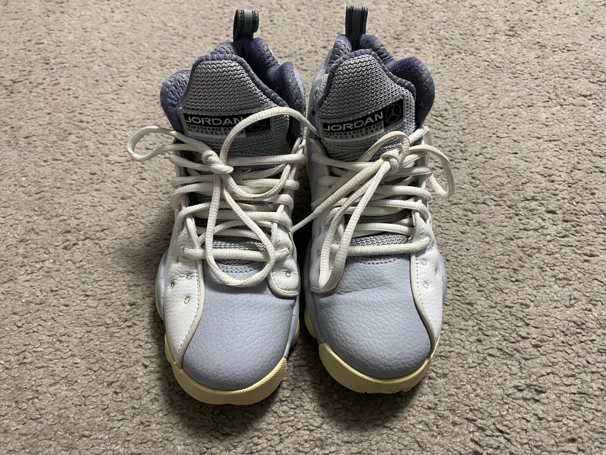 Nike Jordan Jumpman Team Boys Size 5Y Gray Athletic Shoes Sneakers  820273-103