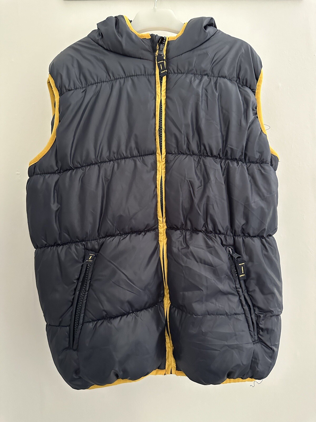 Minoti Hooded Gillet