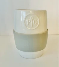 Pampered Chef 18D White Ceramic Large Coffee Soup Mug With Removable Gripper