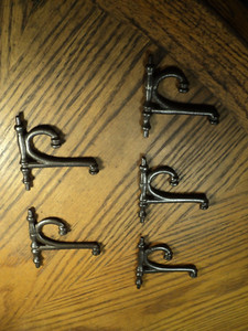 Antique Single Metal Decorative Corner Bracket  2-13/16" Tall   5 Pieces