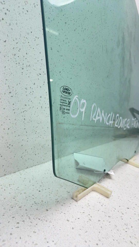 06 07 08 09 RANGE ROVER SPORT Front Door Glass/window Land Rover Right - Image 4 of 4