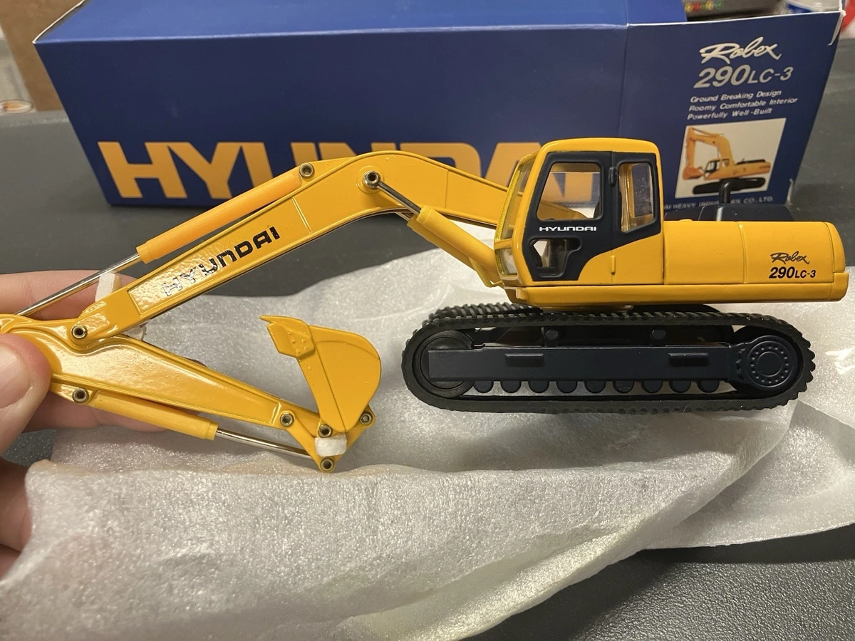 Hyundai 1:50 Diecast Construction Equipment for sale | eBay