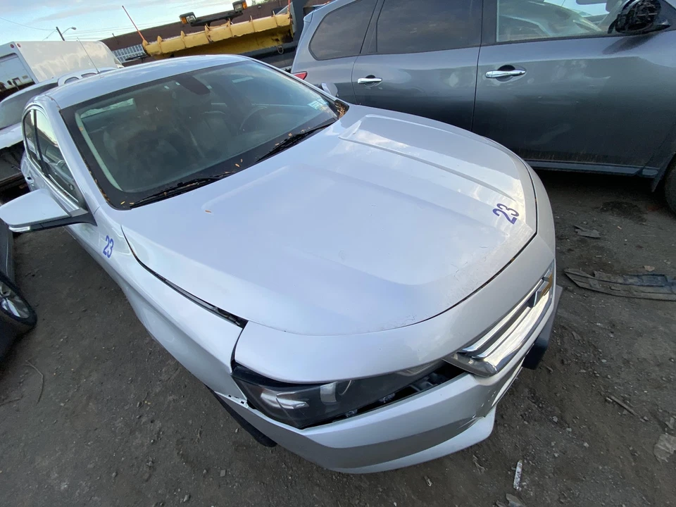 Used Hood fits: 2017 Chevrolet Impala  Grade A Foto 2 de 4