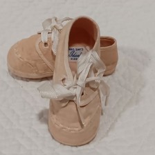 Vintage Mrs Day's 1950s Ideal Baby Shoes Peach Color Size 2