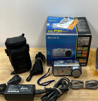 Sony Cyber-shot DSC-P30 1.3MP Digital Camera Bundle Box Case Cables Tested