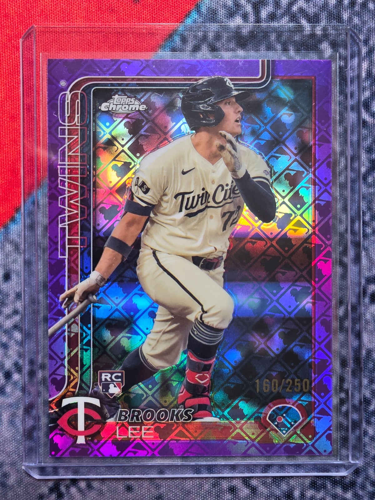 2025 Topps Chrome Logofractor Edition - Brooks Lee #234 Purple /250 RC