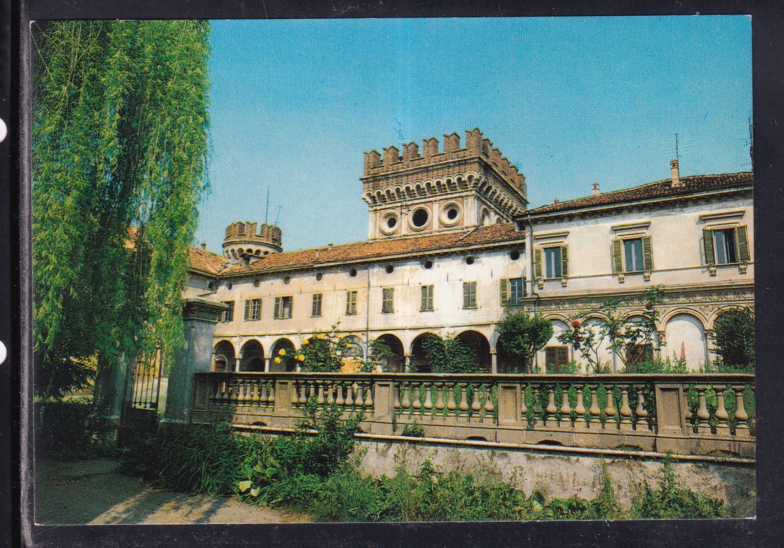 Cartolina Serravalle Sesia il Castello AB1595