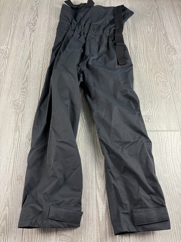 Gill Coast Hose Größe Junior Medium System 2 schwarz