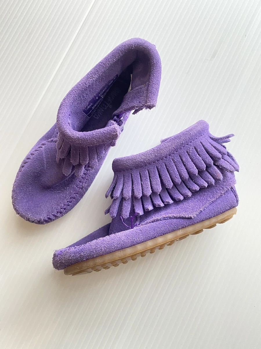 Minnetonka purple fringe boots sales