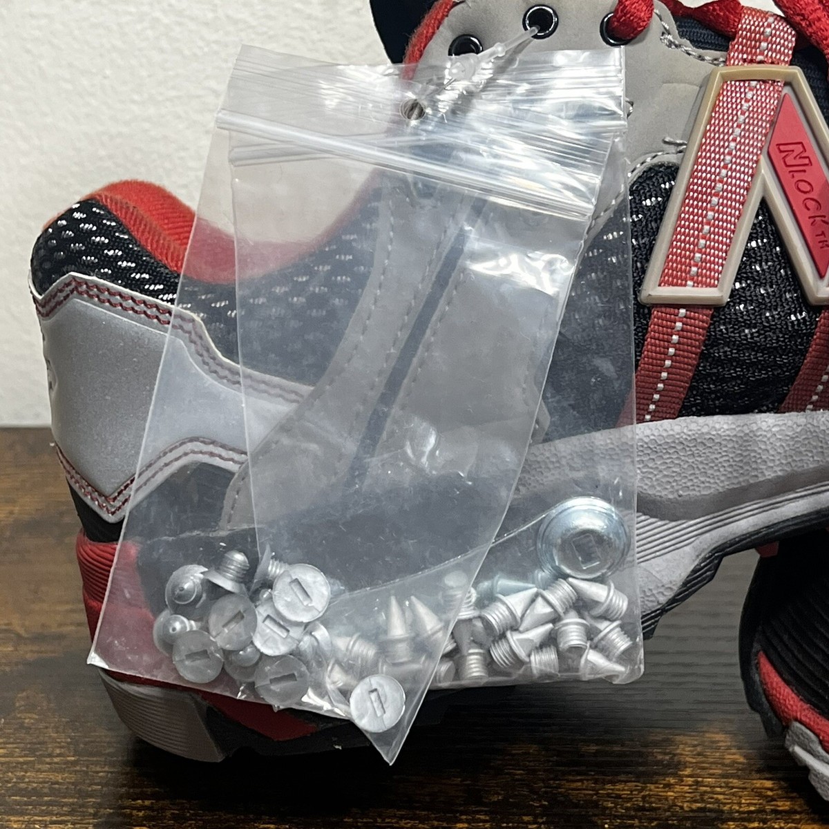 New Balance 921 Outdoor Climbing Hiking Ice Spike Reflective Shoes Mens 12 We main image 3