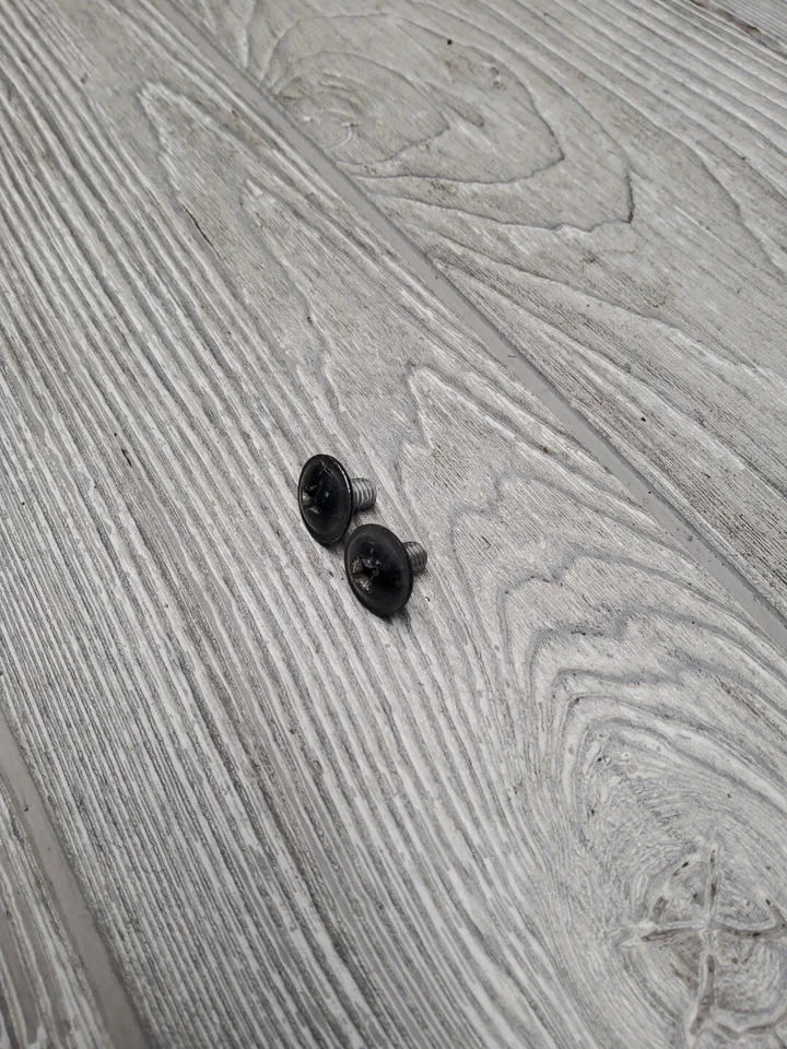 2008 08 06-11 Kawasaki Ninja ZX14 ZX-14R protector de cadena pernos de cubierta  Foto 2 de 4