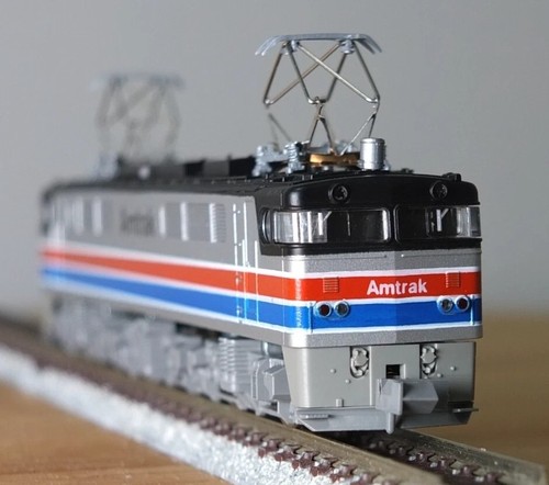 Kato 13002 Spur N Amtrak - Seibu E851 Elektrolokomotive | Zustand: Used