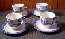 Royal Norfolk Oriental Willow Pattern Blue & White 4 x cups & 4 Saucers VGC