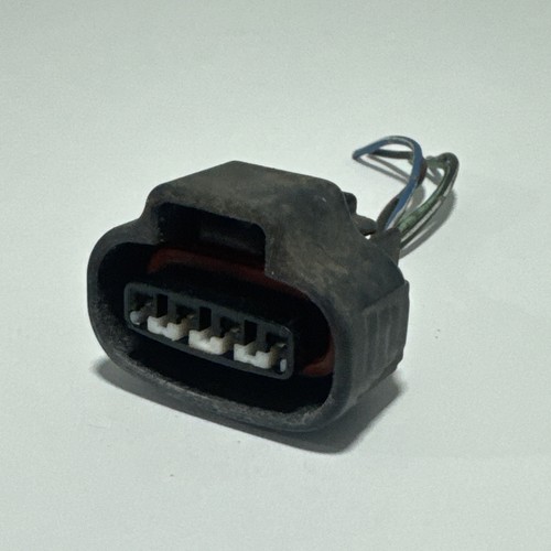 96 97 98 toyota 4runner cruise servo Harness Connector 88002-35070 oem