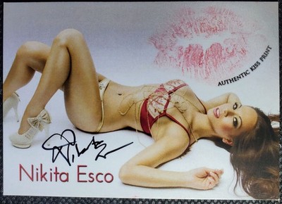 Nikita Esco Sexy Import Model RARE 2015 Collectors Expo Autographed Kiss Card