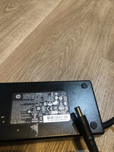 HP 901571-004 AC Power supply TPC-AA501 APB002-025H2 180W 19.V 9.23A OEM