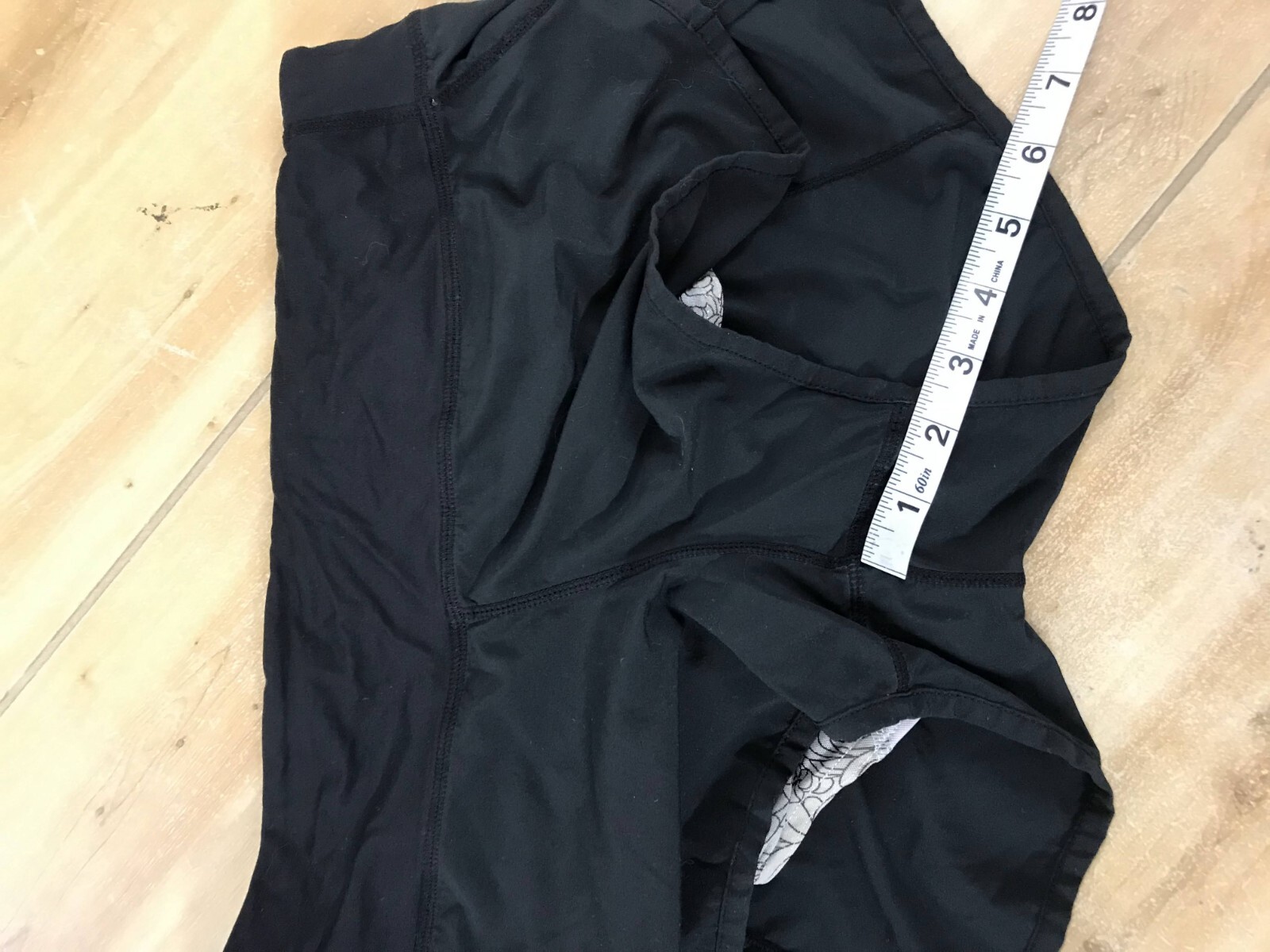 LULULEMON Run: Speed Short Solid Black Women's 4/… - image 9