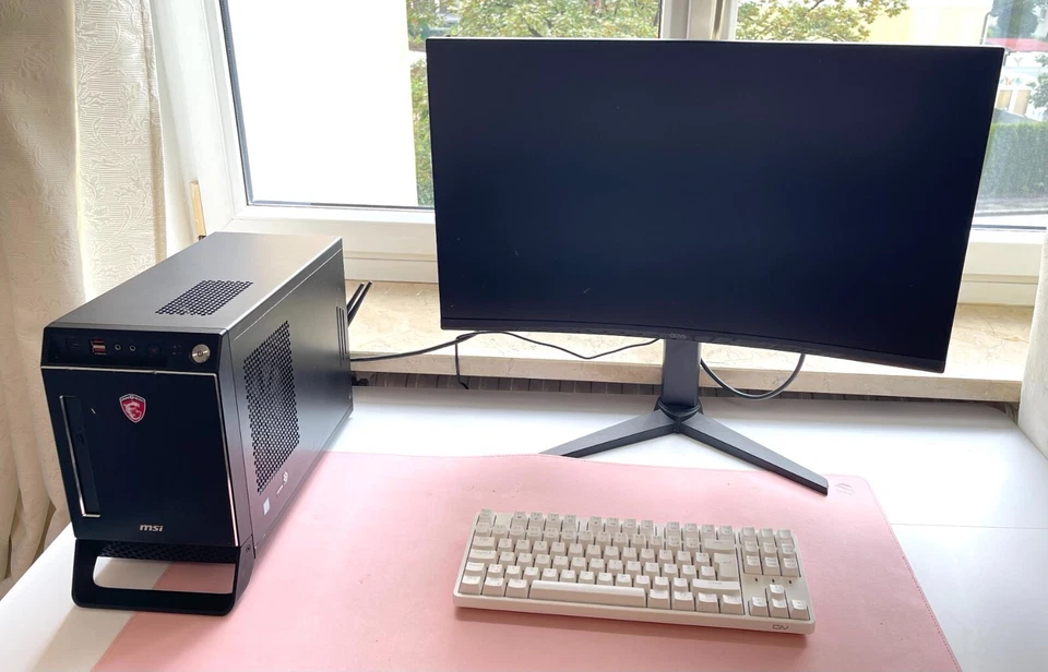 Gaming PC MSI i5 SSD 1070 GTX Monitor + Tastatur