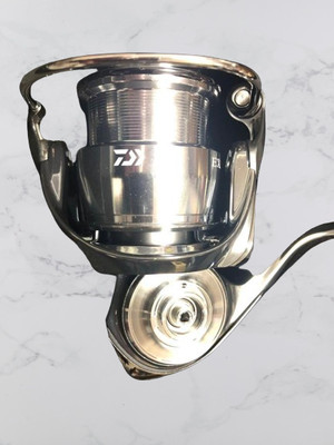 Unused Daiwa 22 EXIST LT2000S-H Spinning Reel Japan [New]
