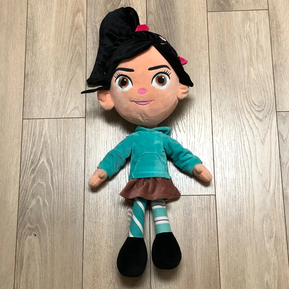 Disney Wreck it Ralph Breaks the Internet Vanellope von Schweetz 24 Plush