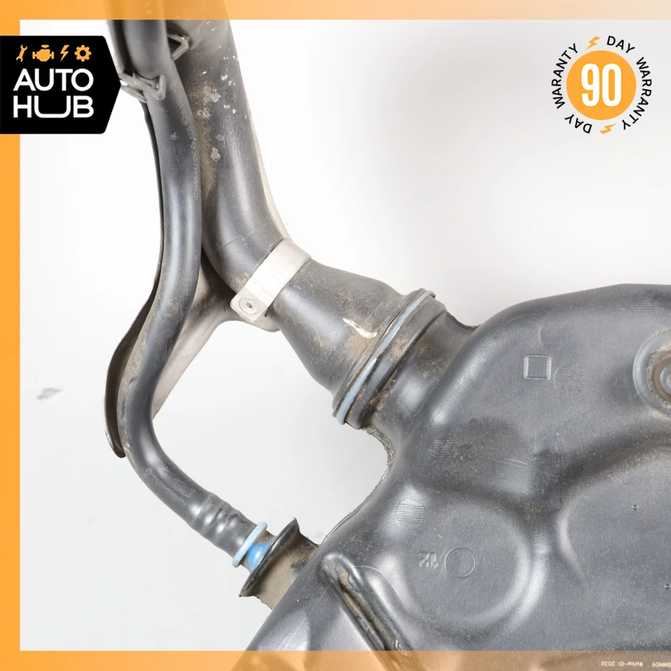 2018 奥迪 B9 A4 轿车燃油箱水库总成 8W0201021DK 原始设备制造商 56k — 第 3/4 张图片