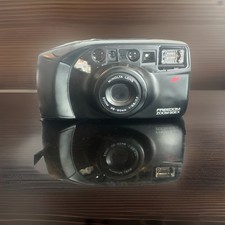 Minolta Freedom Zoom Date 9T AF 35mm Film Camera 38-90mm Zoom Auto Focus Black