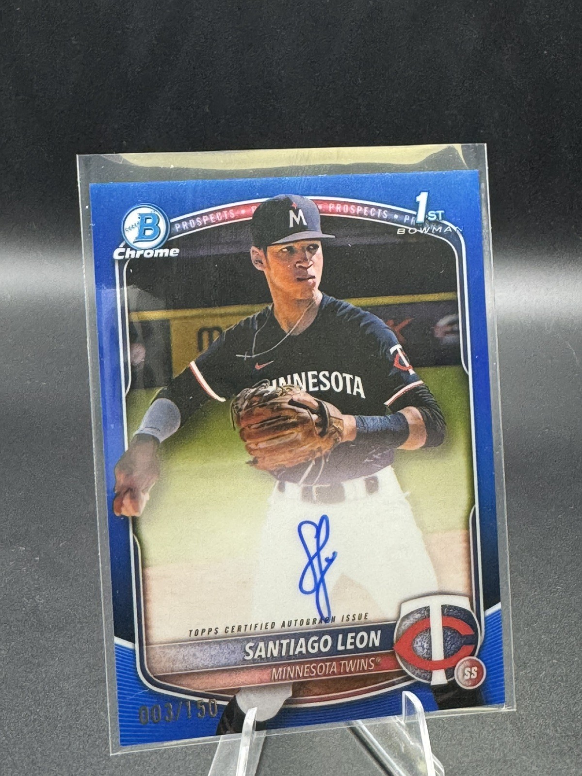 2025 Bowman Chrome Santiago Leon 1st Bowman Auto True Blue /150 #CPA-SL Twins