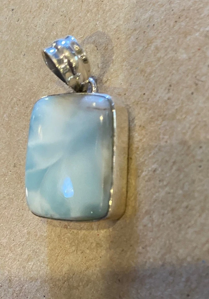 Hermoso Colgante Remolino Remolino Larimar Azul Tamaño 2,5 x 2 cm Foto 4 de 4