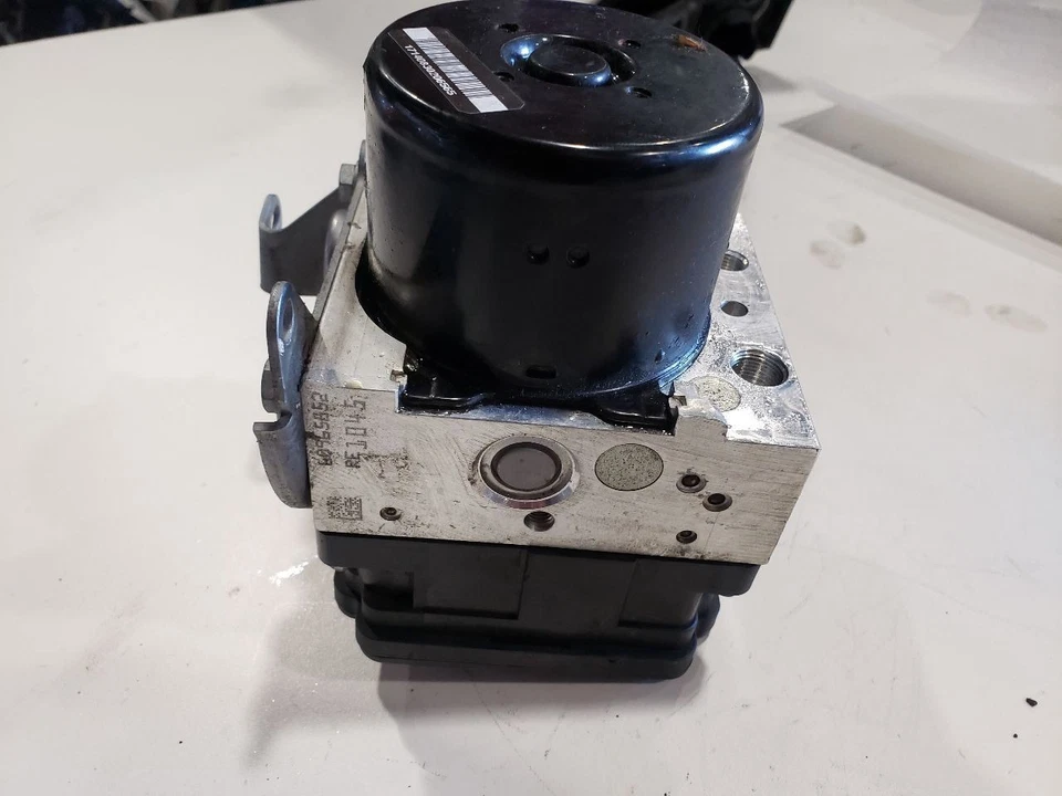 Sistema de frenos antibloqueo - BMW 330I E90 N52 2006 - OEM 6775386 Foto 4 de 4