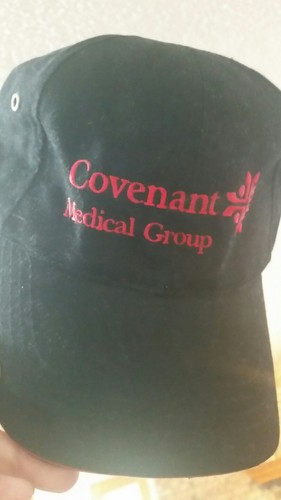 Covenant Medical Group baseball cap metal clip back felt black with red - 第 1/5 張圖片