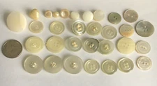 Vintage 31x Mixed Button Lot Mother of Pearl Various Sizes Shank, 2 & 4 Hole